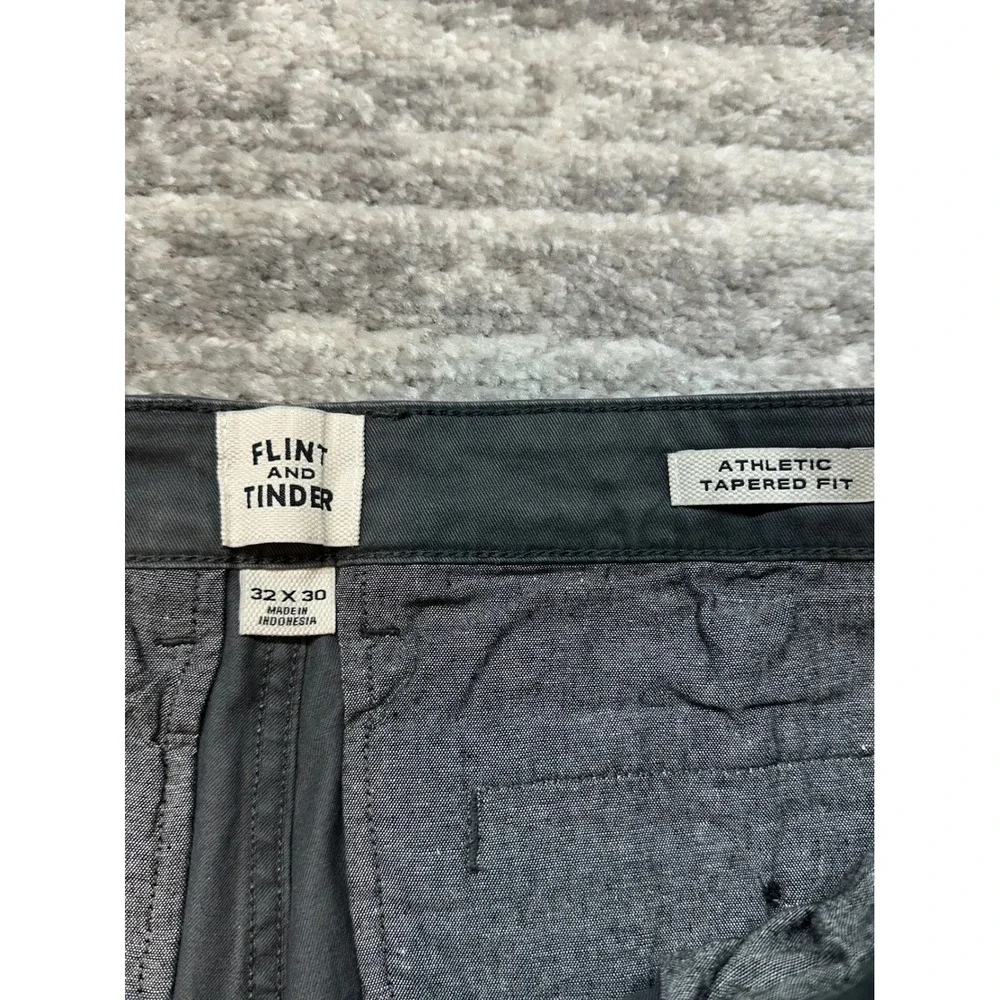 Flint and Tinder Pants Mens 32x30 Gray Athletic Tapered Fit Chino Twill
